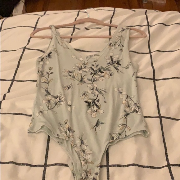 Body suit with floral design - Picture 1 of 3